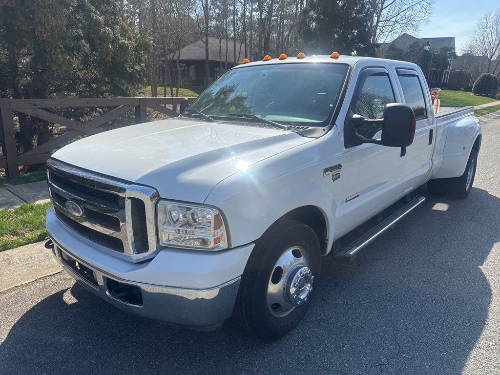 2007 Ford F-350 Super Duty Lariat Crew Cab DRW