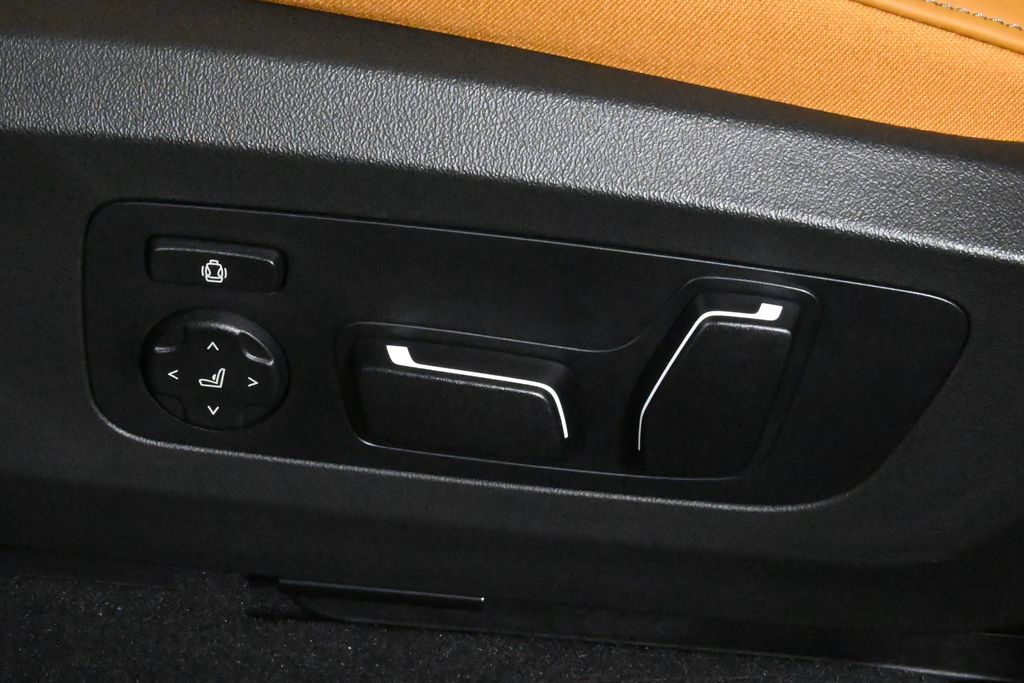 Thumbnail: 2025 BMW X3 - 31