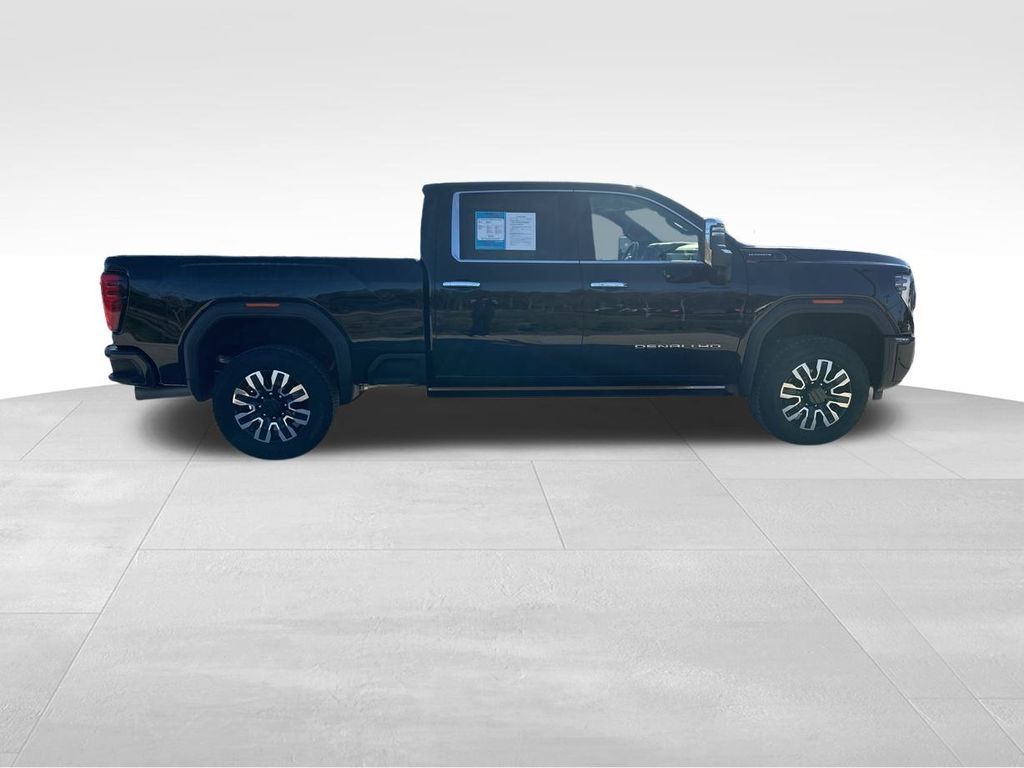 2024 GMC Sierra 2500HD Denali Ultimate 11