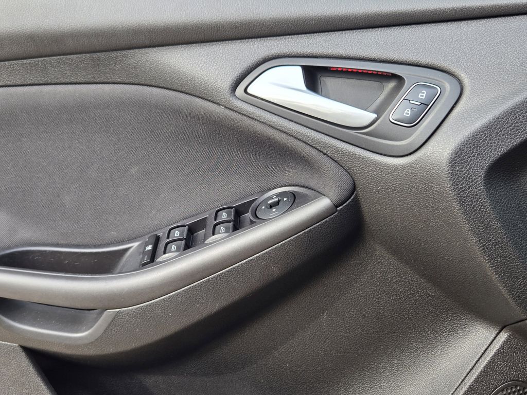 used 2015 Ford Focus car, priced at $6,494