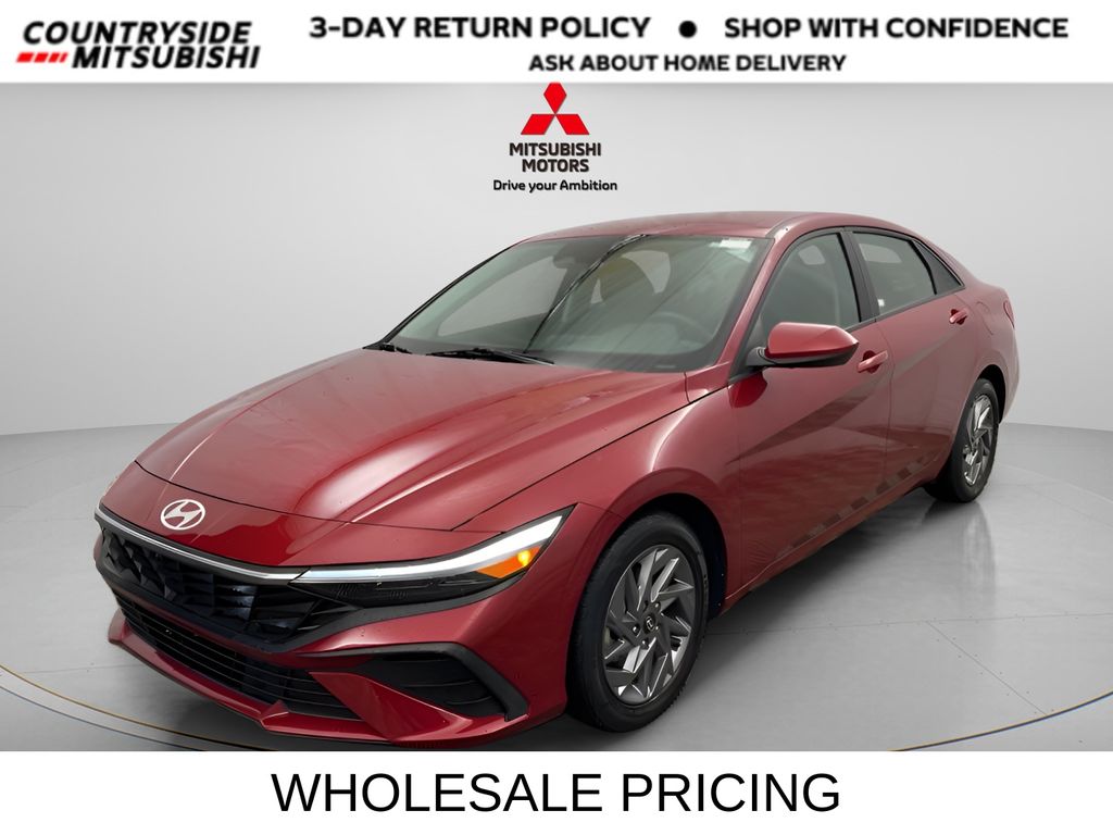 Ultimate Red 2024 Hyundai Elantra SEL FWD Sedan Front-Wheel Drive Continuously Variable Transmission