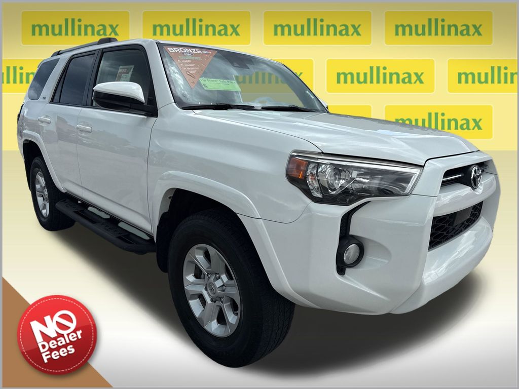 2020 Toyota 4Runner SR5 4WD photo