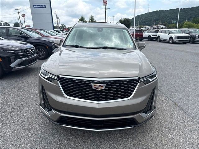 Latte Metallic 2022 Cadillac XT6 SUV / Crossover Four-Wheel Drive 9-Speed Automatic