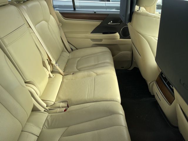 Thumbnail: 2020 Lexus LX - 7