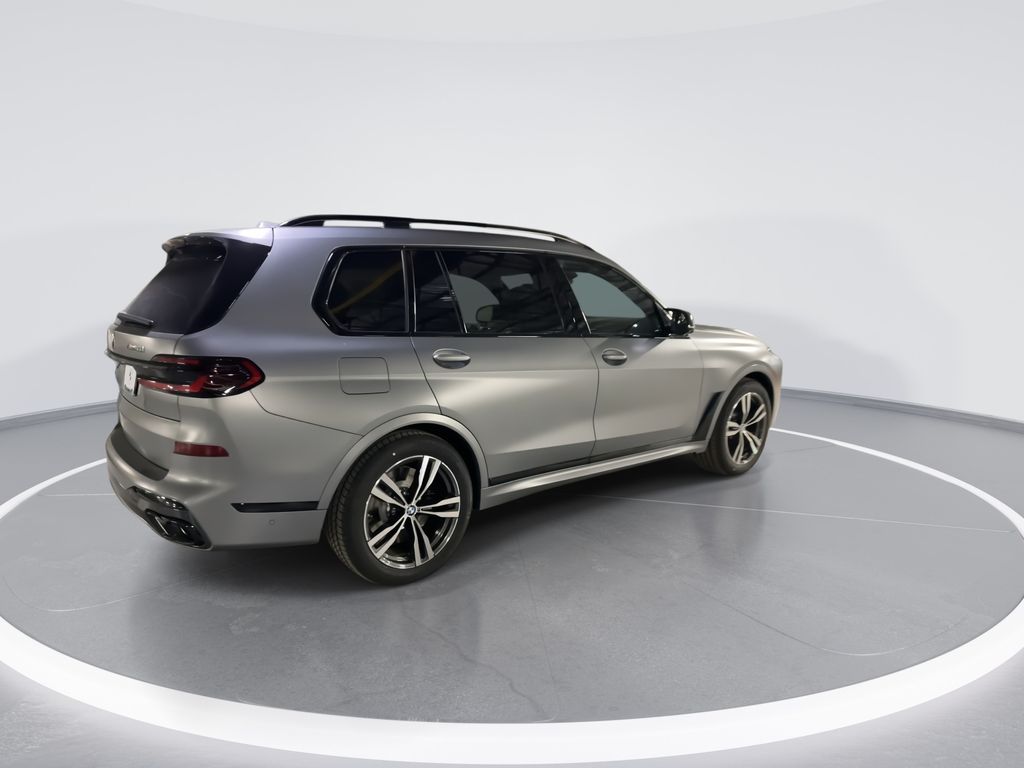 Thumbnail: 2026 BMW X7 - 8