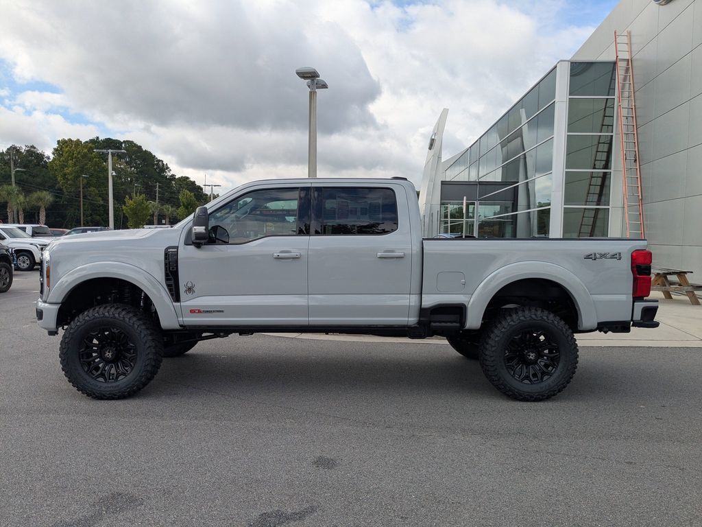 2025 Ford F-250 Super Duty Black Widow