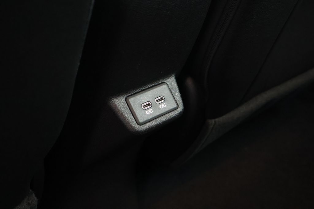 Thumbnail: 2027 Chevrolet Bolt EV - 32