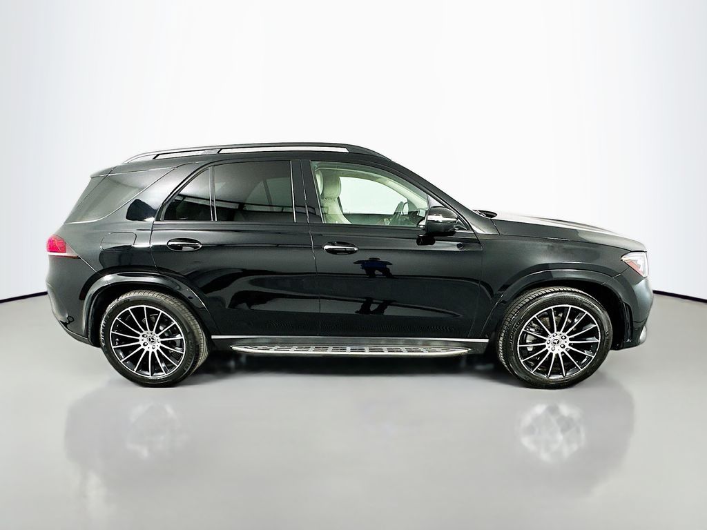 Thumbnail: 2021 Mercedes-Benz GLE - 4