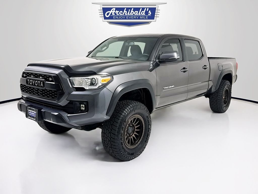 2017 Toyota Tacoma TRD Off-Road photo
