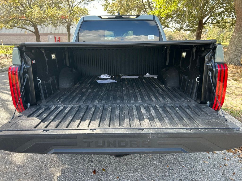 Thumbnail: 2025 Toyota Tundra - 10