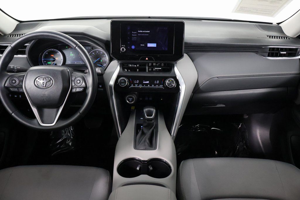 Thumbnail: 2023 Toyota Venza - 8