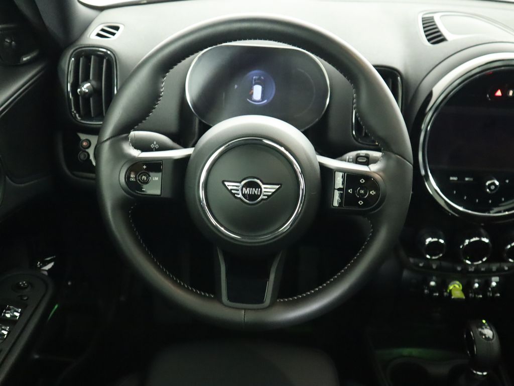 2022 MINI Cooper Countryman Signature 10