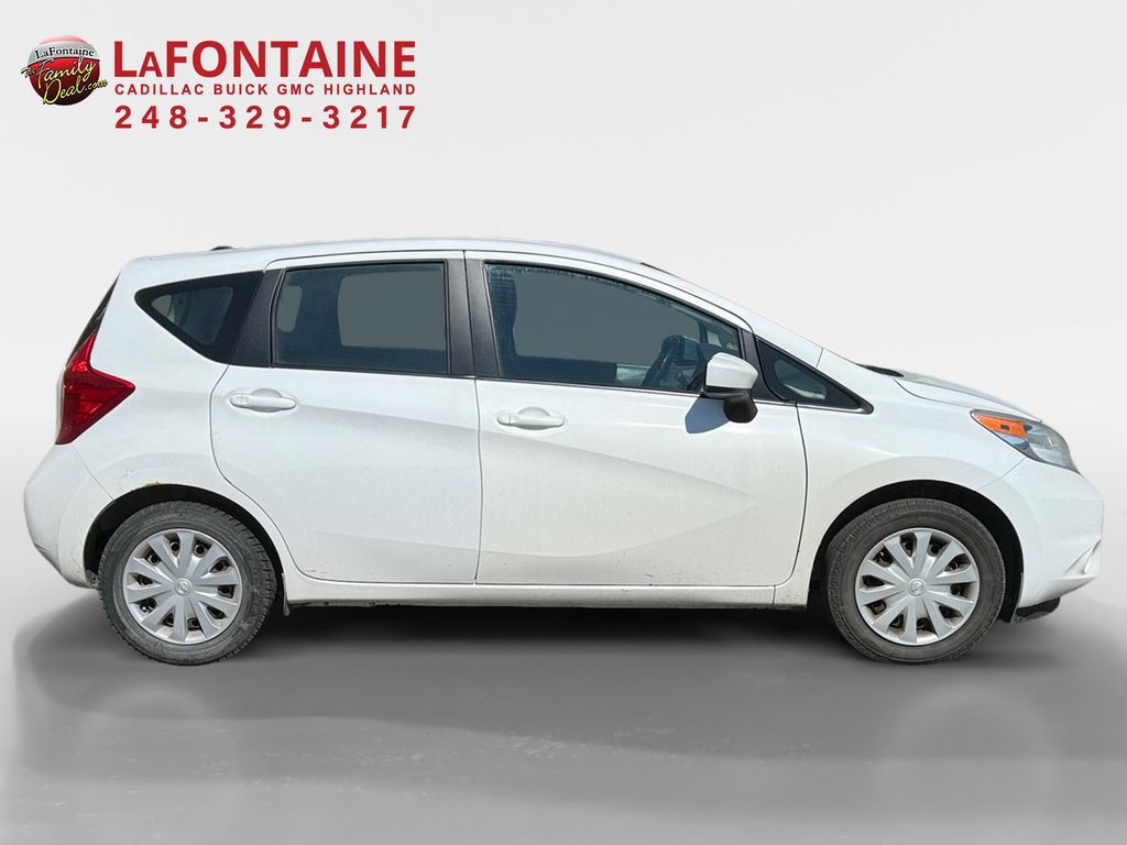 2016 Nissan Versa Note SR 8