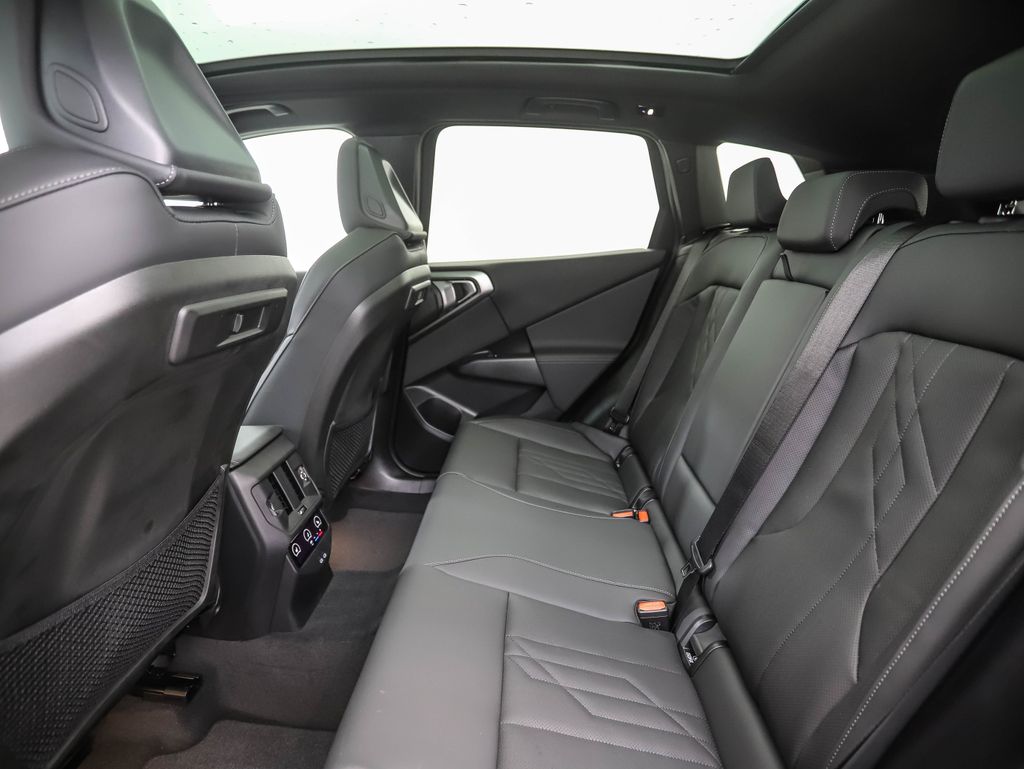 Thumbnail: 2026 BMW X3 - 23