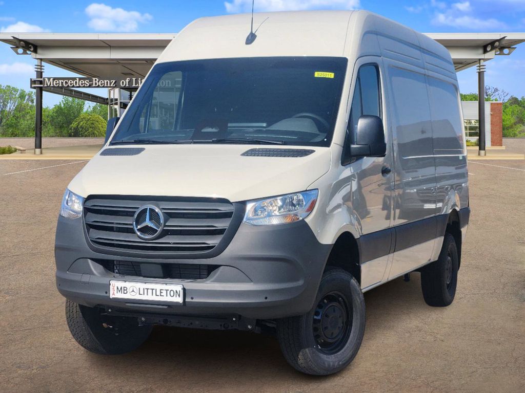 2025 Mercedes-Benz Sprinter 2500 Cargo 144 WB 1