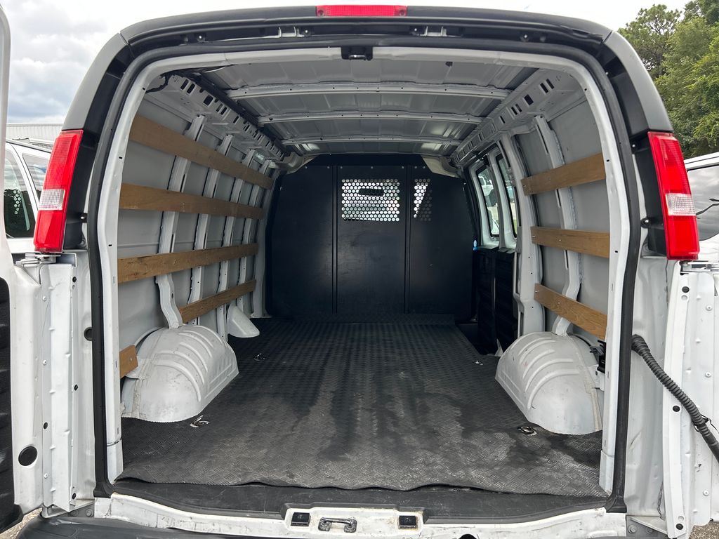 Certified Used 2025 White GMC Work Van image 15