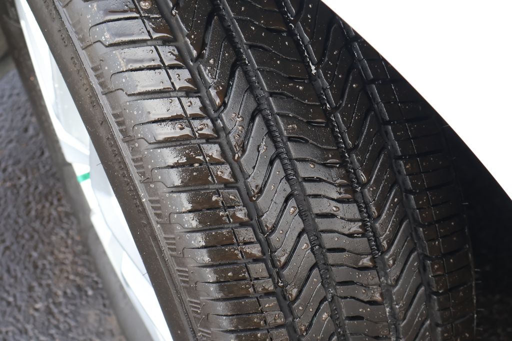 Thumbnail: 2024 Chevrolet Equinox - 15