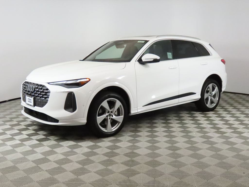 Thumbnail: 2025 Audi Q5 - 1