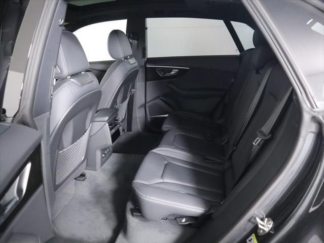 Thumbnail: 2026 Audi Q8 - 23