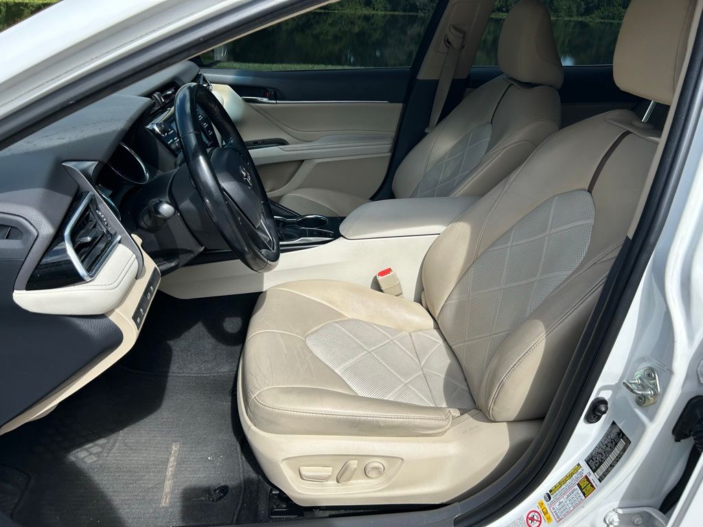 Thumbnail: 2018 Toyota Camry - 14