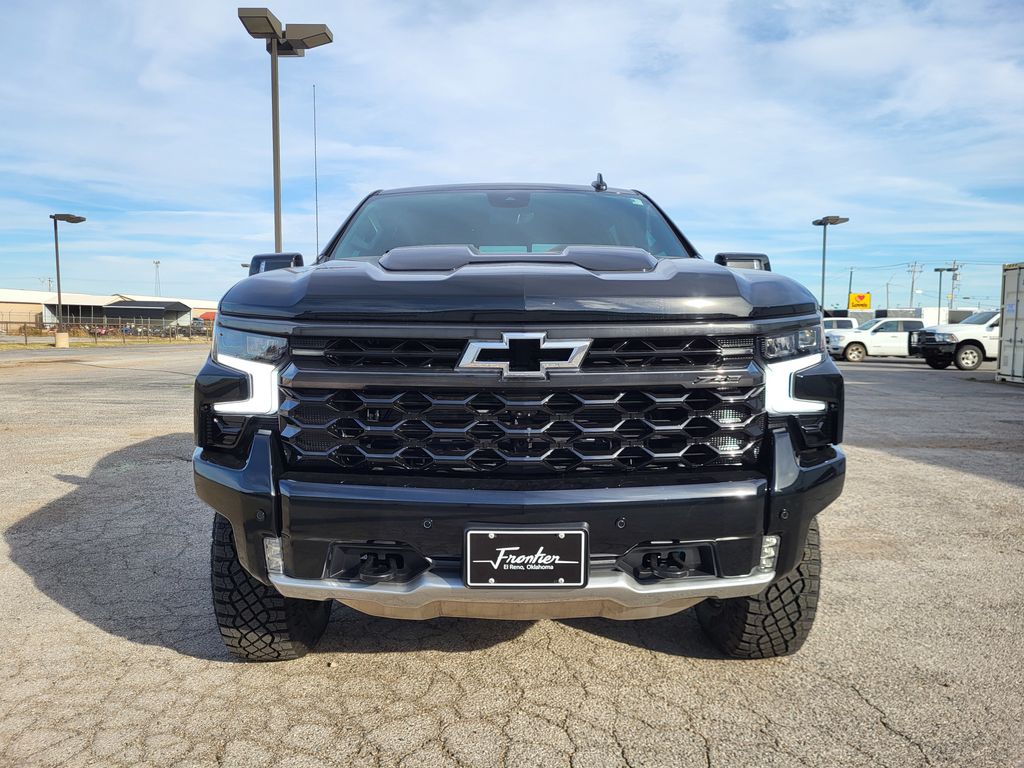 2025 Chevrolet Silverado 1500 ZR2 9