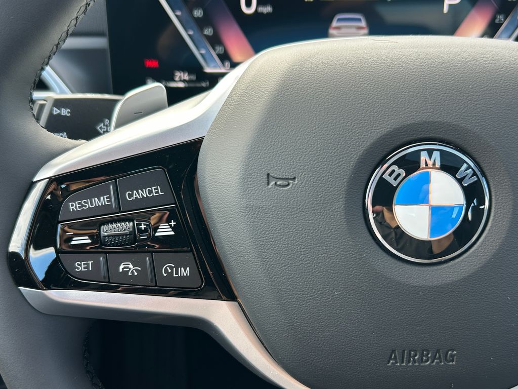 Thumbnail: 2026 BMW 3 Series - 19