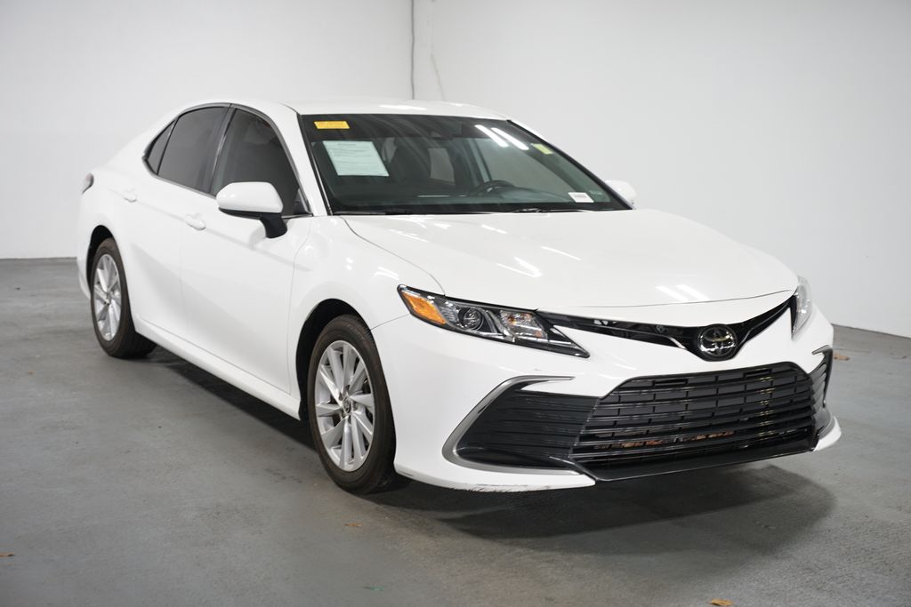 Thumbnail: 2024 Toyota Camry - 3