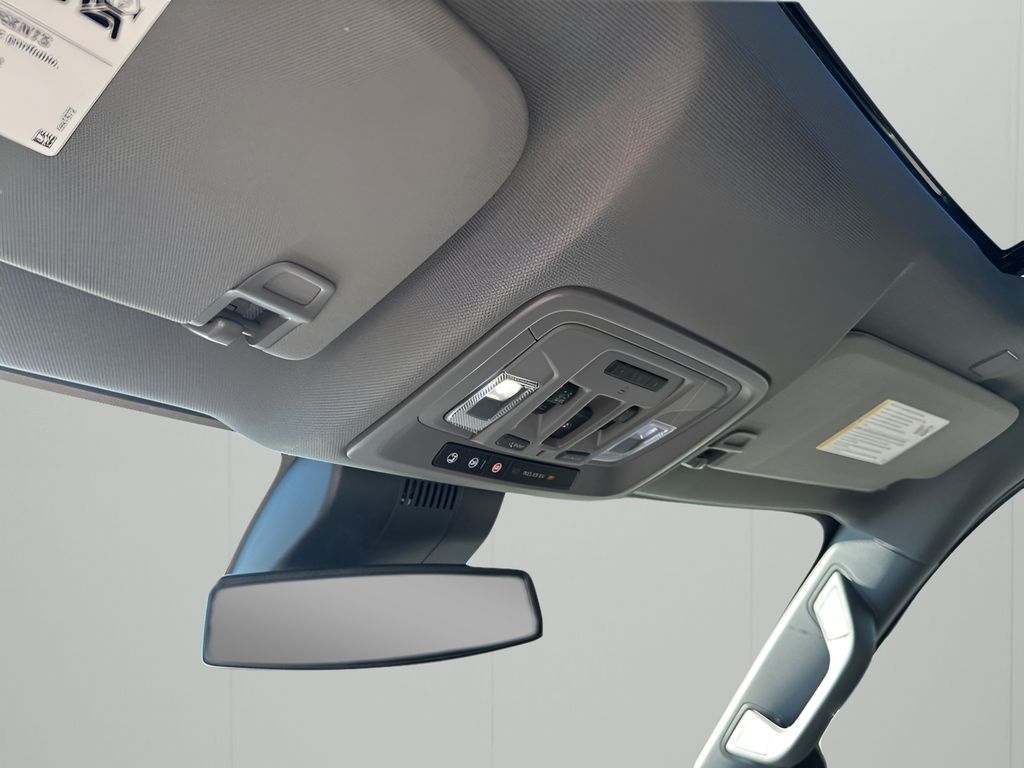 New 2026 White GMC SLT image 37