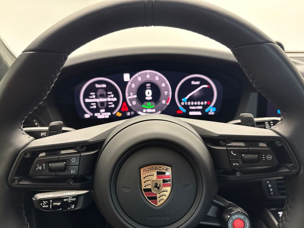 Thumbnail: 2025 Porsche 911 - 23