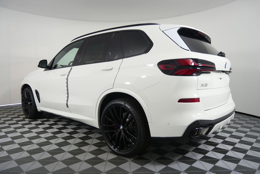 Thumbnail: 2026 BMW X5 - 5