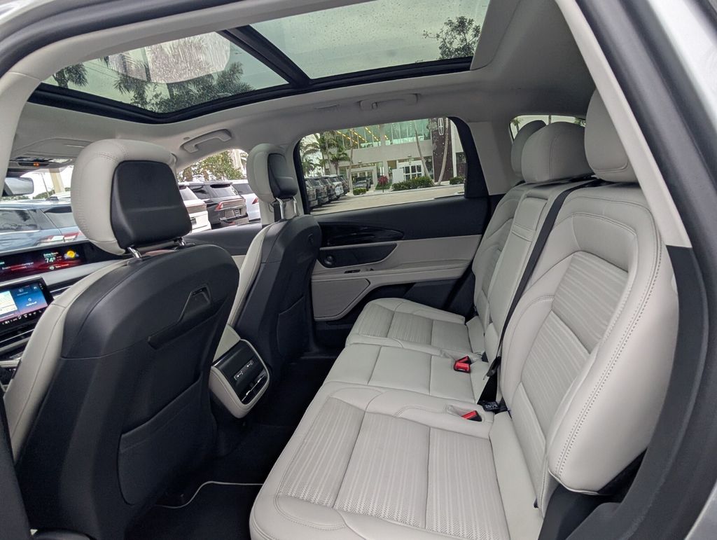 new 2026 Lincoln Nautilus car, priced at $62,424