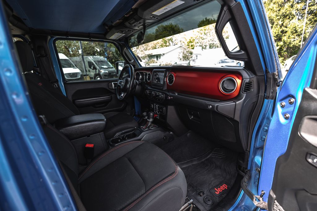 2020 Jeep Gladiator Rubicon thumbnail 29