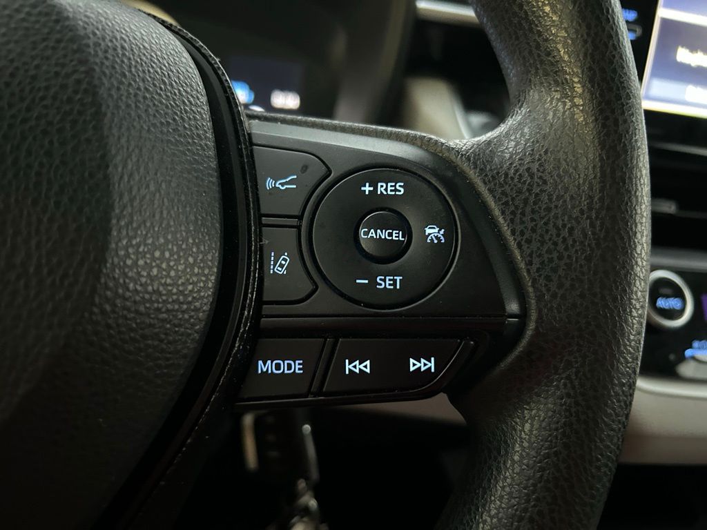 Thumbnail: 2021 Toyota Corolla - 18