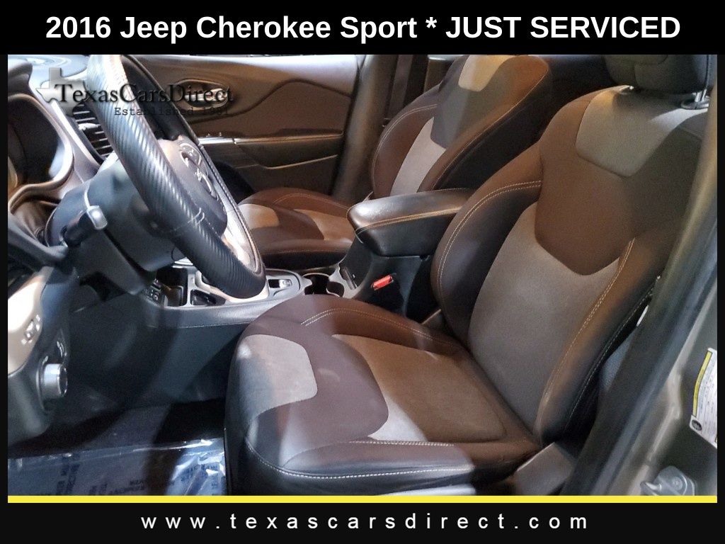 2016 Jeep Cherokee Sport 6