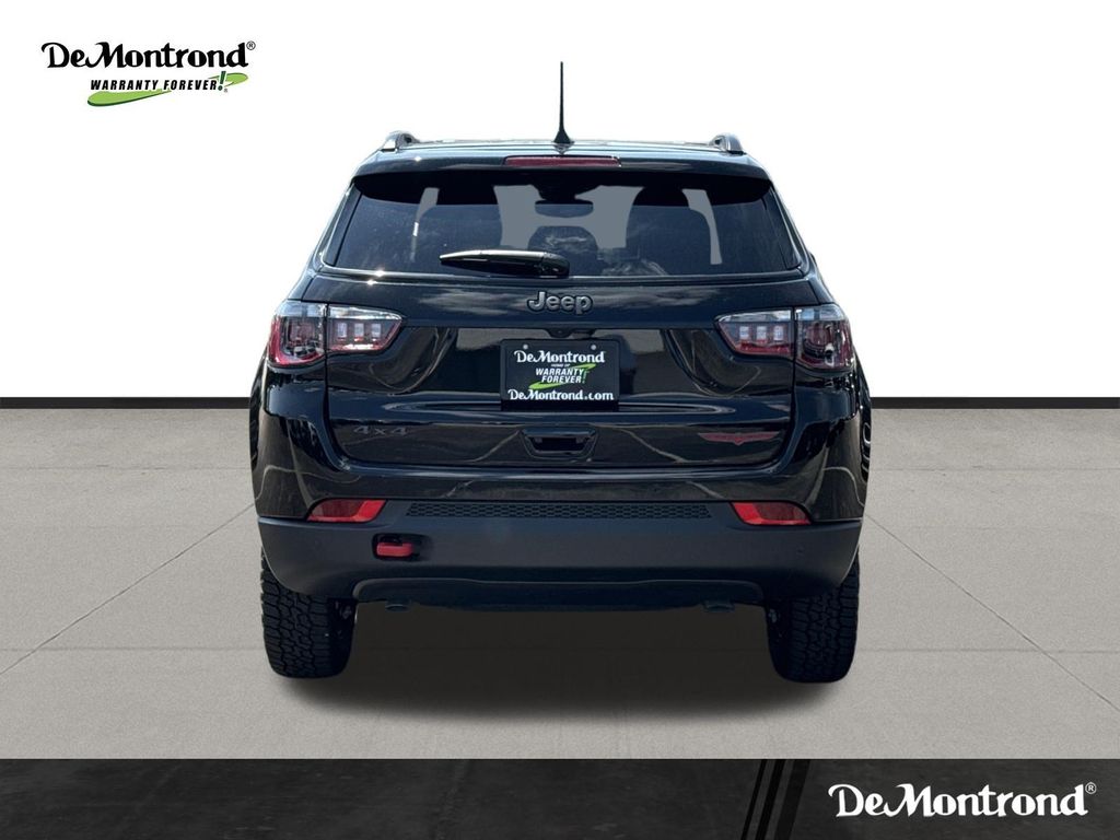 2026 Jeep Compass Trailhawk Black at Victoria Chrysler Dodge Jeep Ram