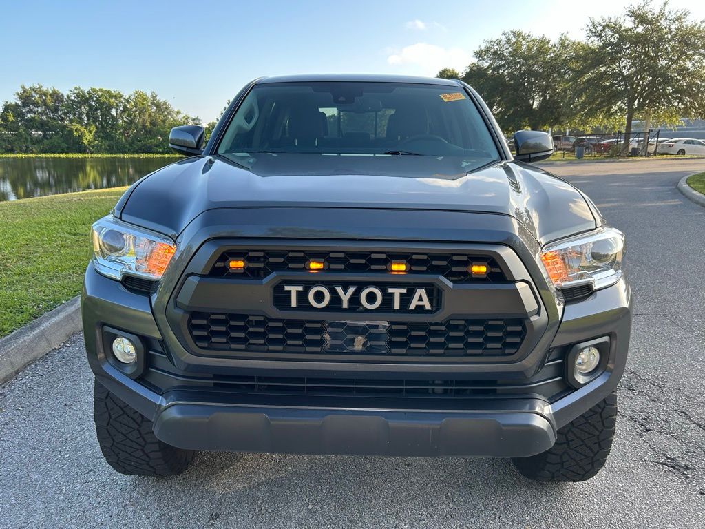 Thumbnail: 2020 Toyota Tacoma - 8