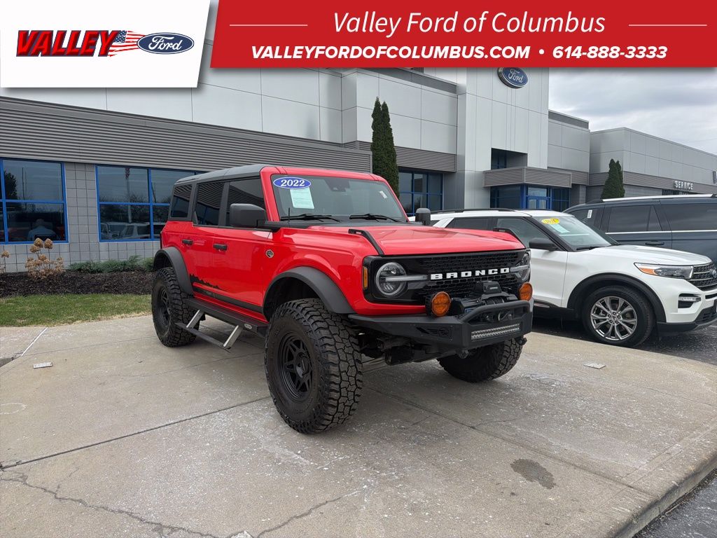 Race Red 2022 Ford Bronco Wildtrak Advanced 4-Door 4WD SUV / Crossover Four-Wheel Drive Automatic