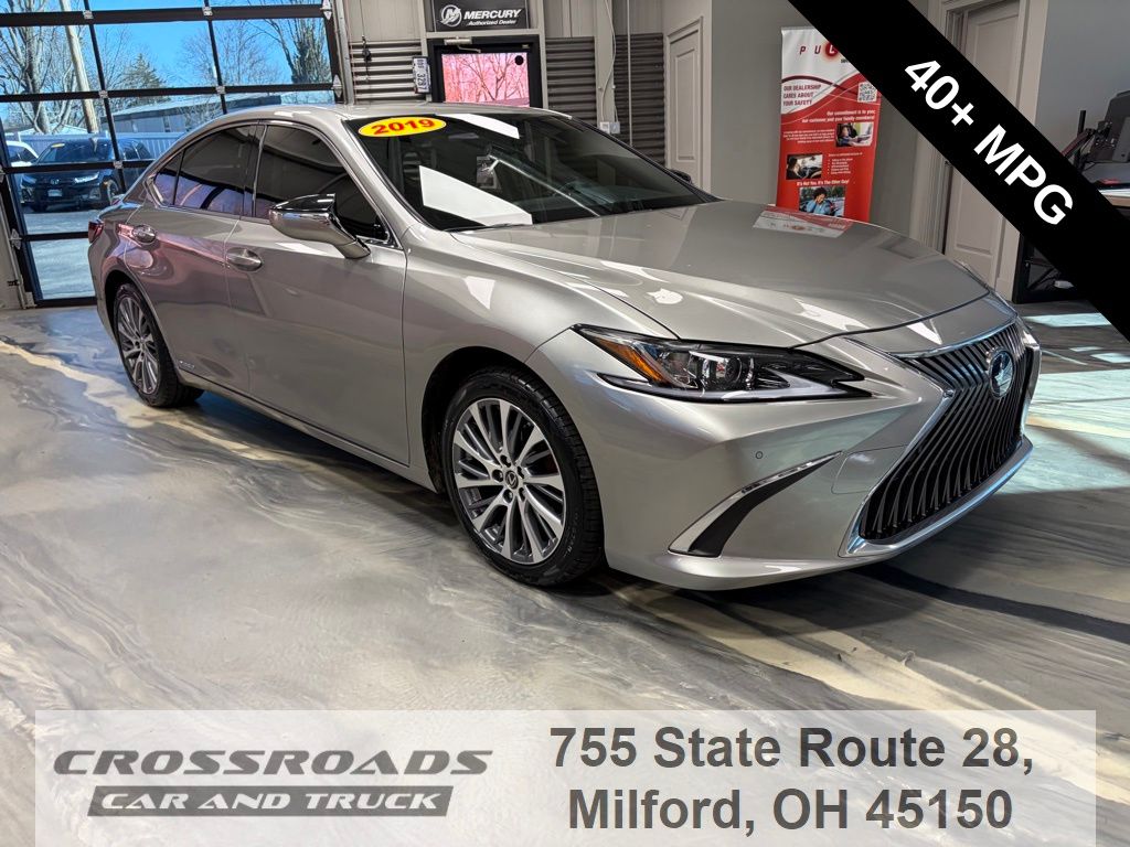 Atomic Silver 2019 Lexus ES Hybrid Sedan Front-Wheel Drive Continuously Variable Transmission