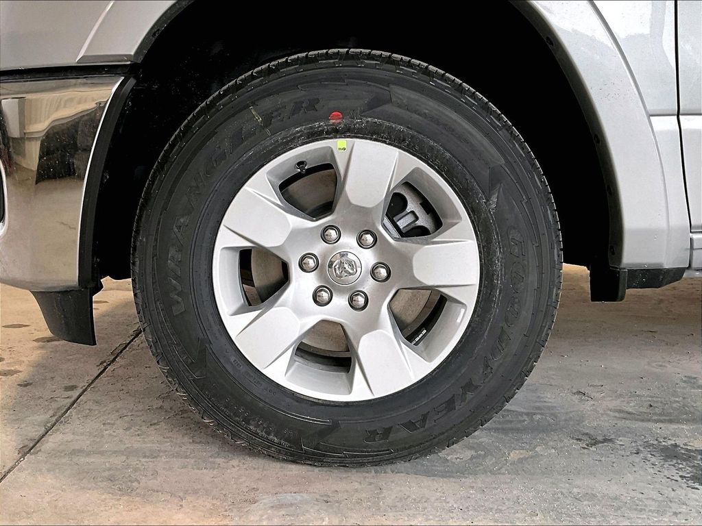 2026 Ram 1500 — photo 8