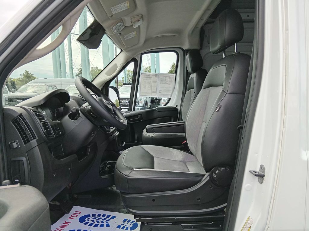 2024 Ram ProMaster 2500 Cargo Van Tradesman High Roof 136" WB w/Pass Seat