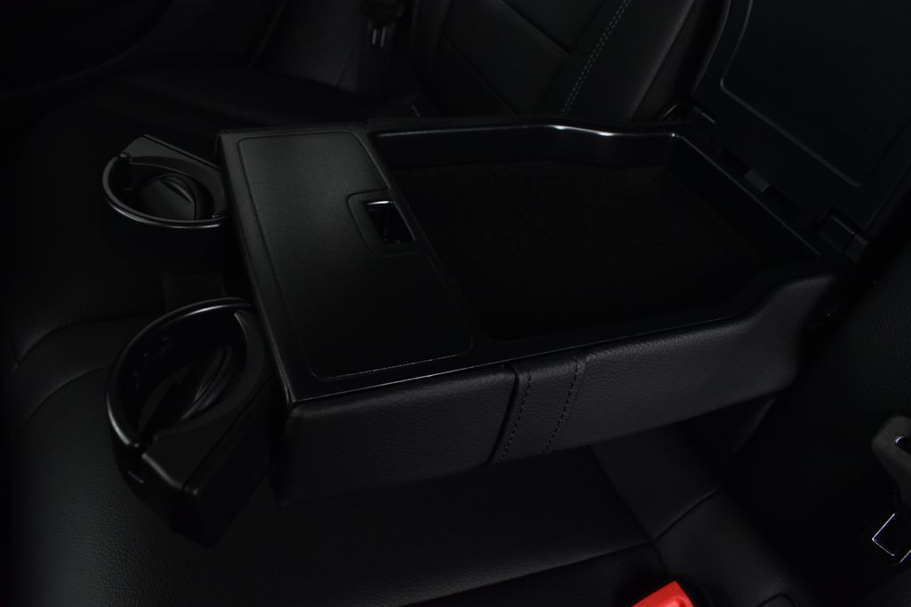 Thumbnail: 2023 Mercedes-Benz GLC - 32