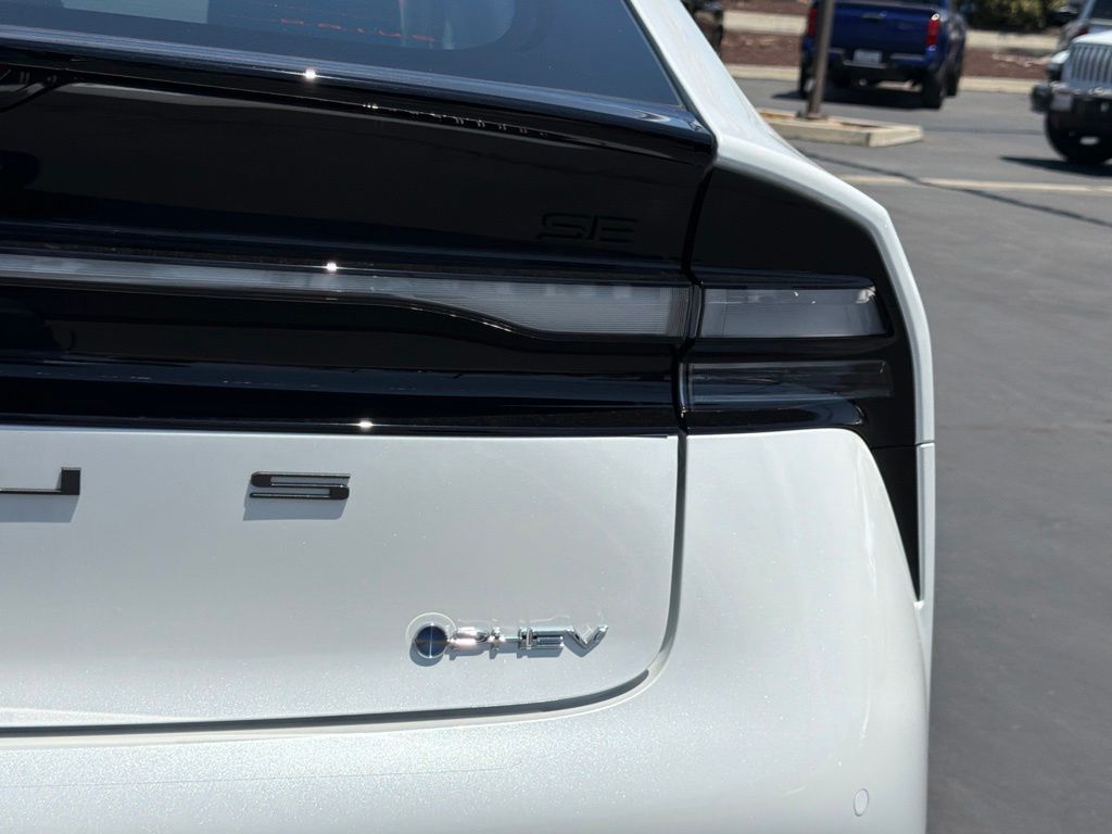 New 2026 Toyota Prius Plug-in Hybrid Hatchback