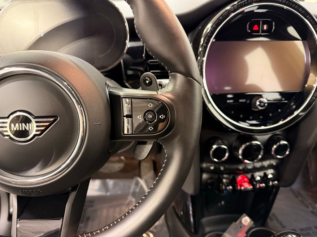 Thumbnail: 2023 MINI Cooper - 14