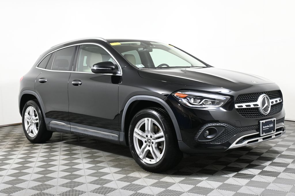 2021 Mercedes-Benz GLA 250 4MATIC 8