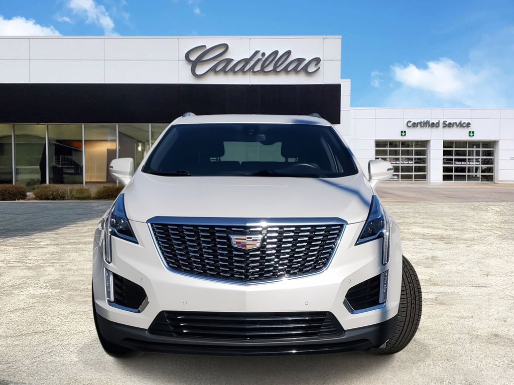 2021 Cadillac XT5 Luxury 2