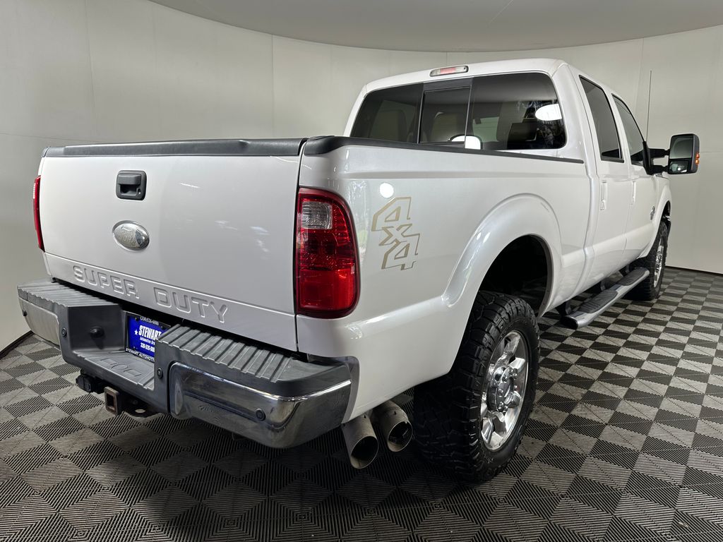 2012 Ford F-350 Super Duty Lariat - Image 5