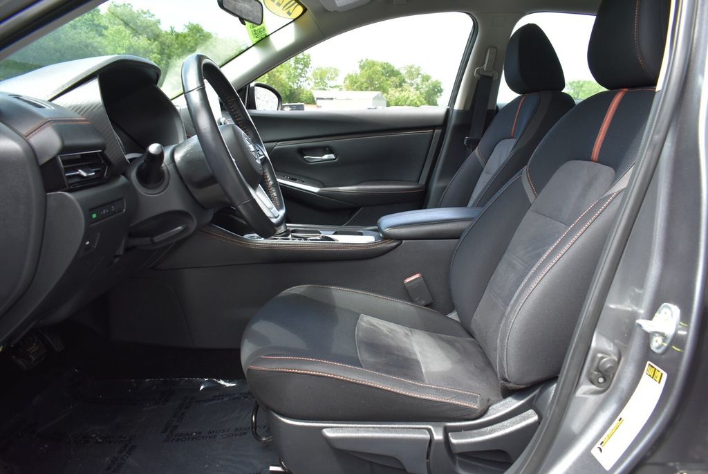 2021 Gun Metallic/Super Black Nissan Sentra SR FWD Sedan