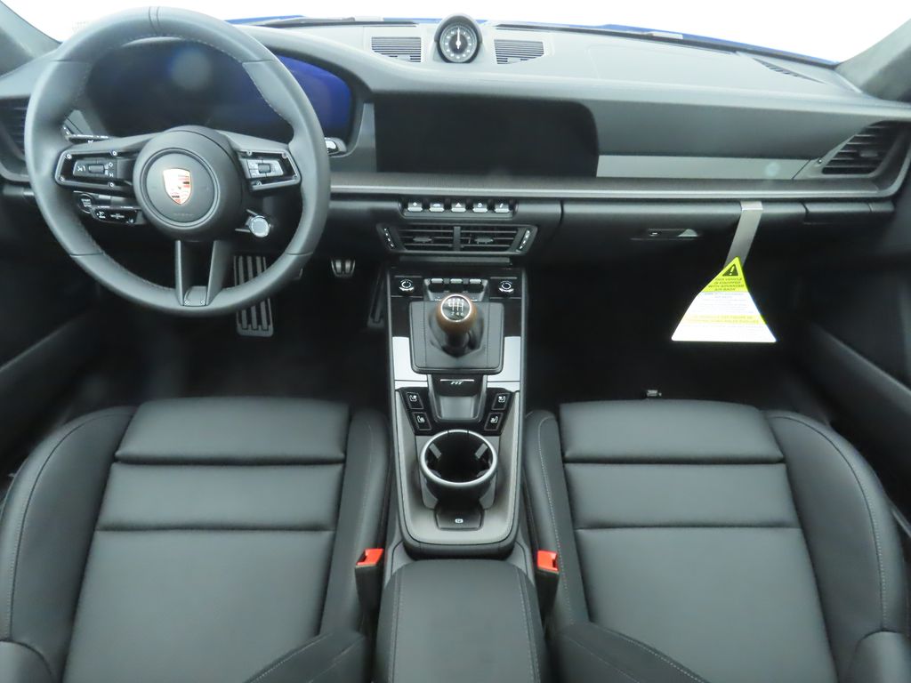 Thumbnail: 2025 Porsche 911 - 16