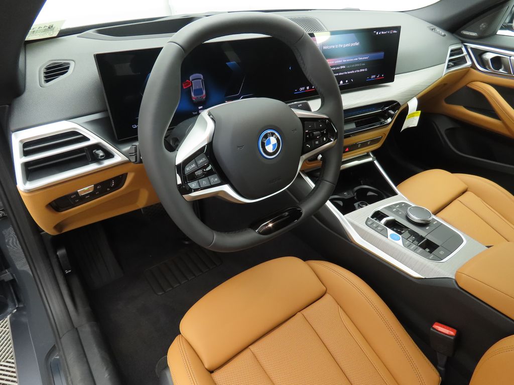 Thumbnail: 2026 BMW i4 - 9