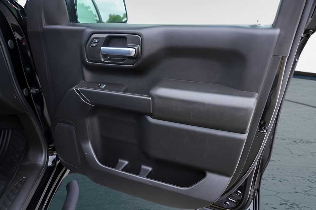 Used Car 2021 Chevrolet Silverado 1500  Custom For Sale Under $35,000 In Austin, Texas